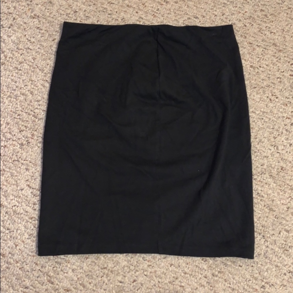 Black pencil skirt.